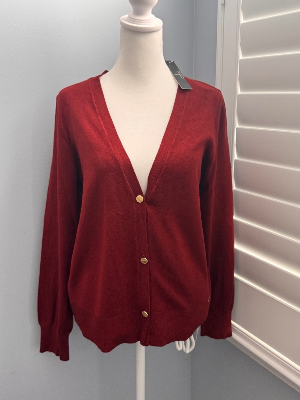 NWT Tahari V-Neck Cardigan Size Medium